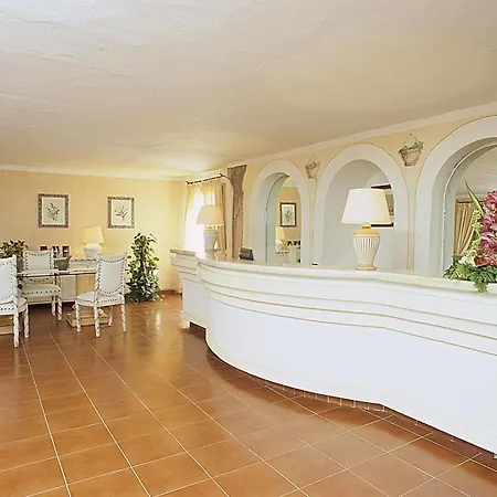 Relais Colonna 4* ポルト・チェルボ